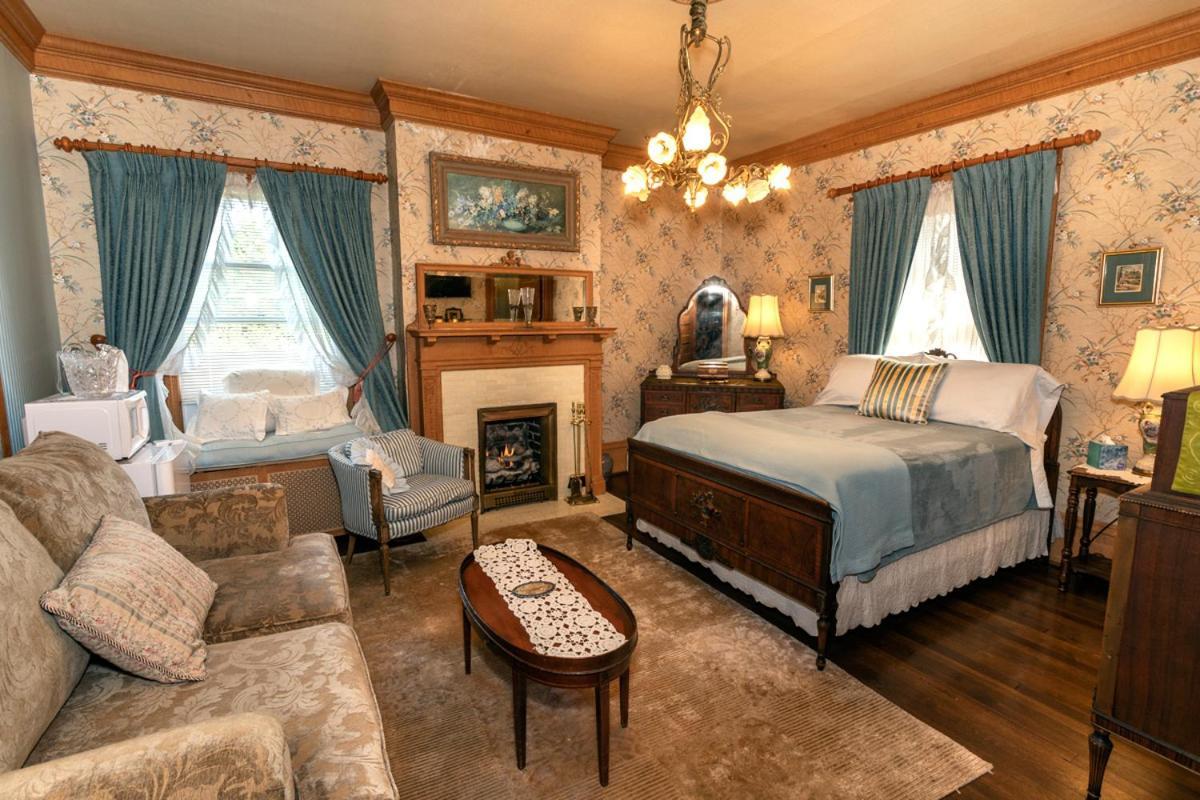 South Broadway Manor B&B - Near Fallingwater, Ohiopyle State Park, Hiking & Biking Trails Gap Scottdale Luaran gambar