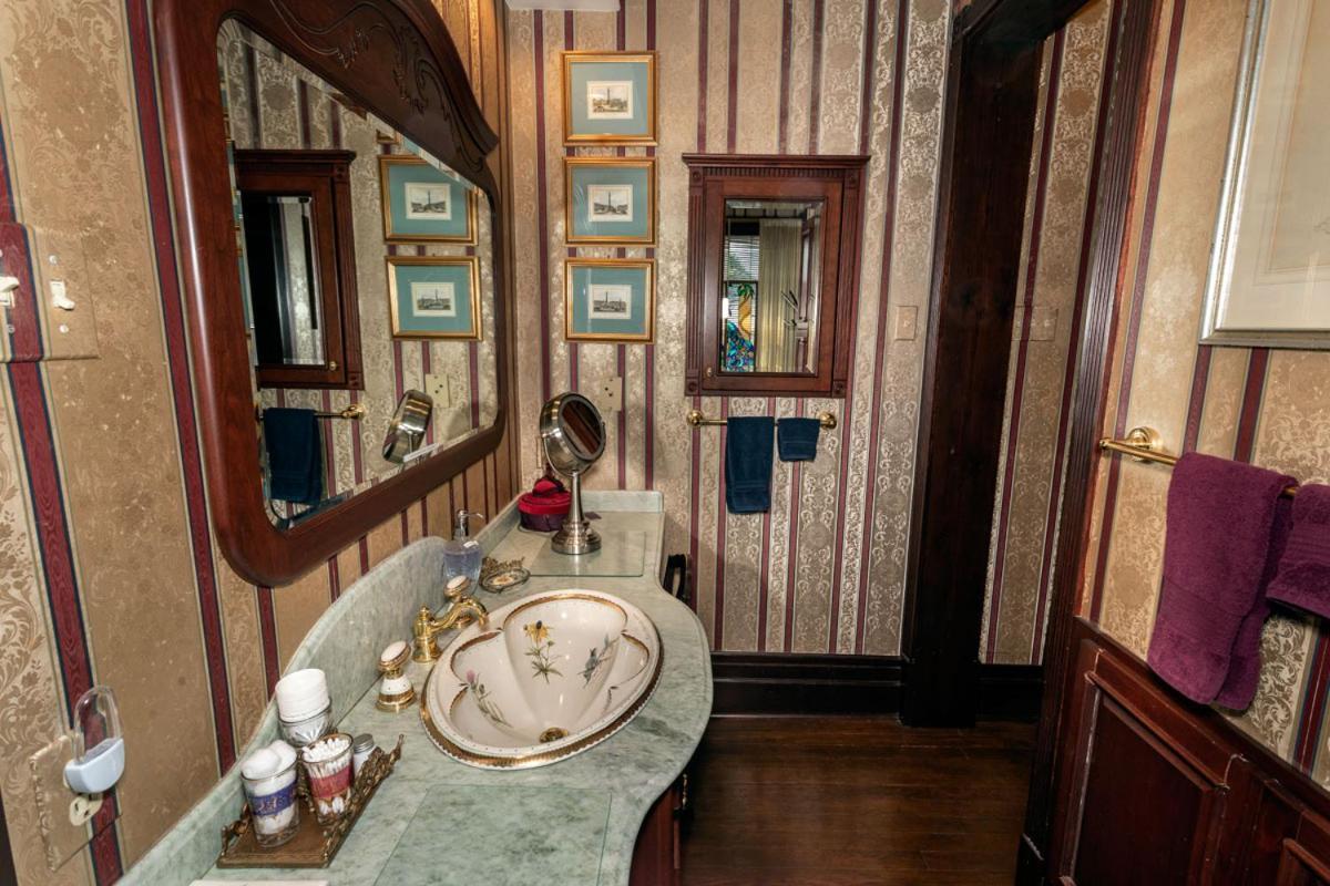 South Broadway Manor B&B - Near Fallingwater, Ohiopyle State Park, Hiking & Biking Trails Gap Scottdale Luaran gambar