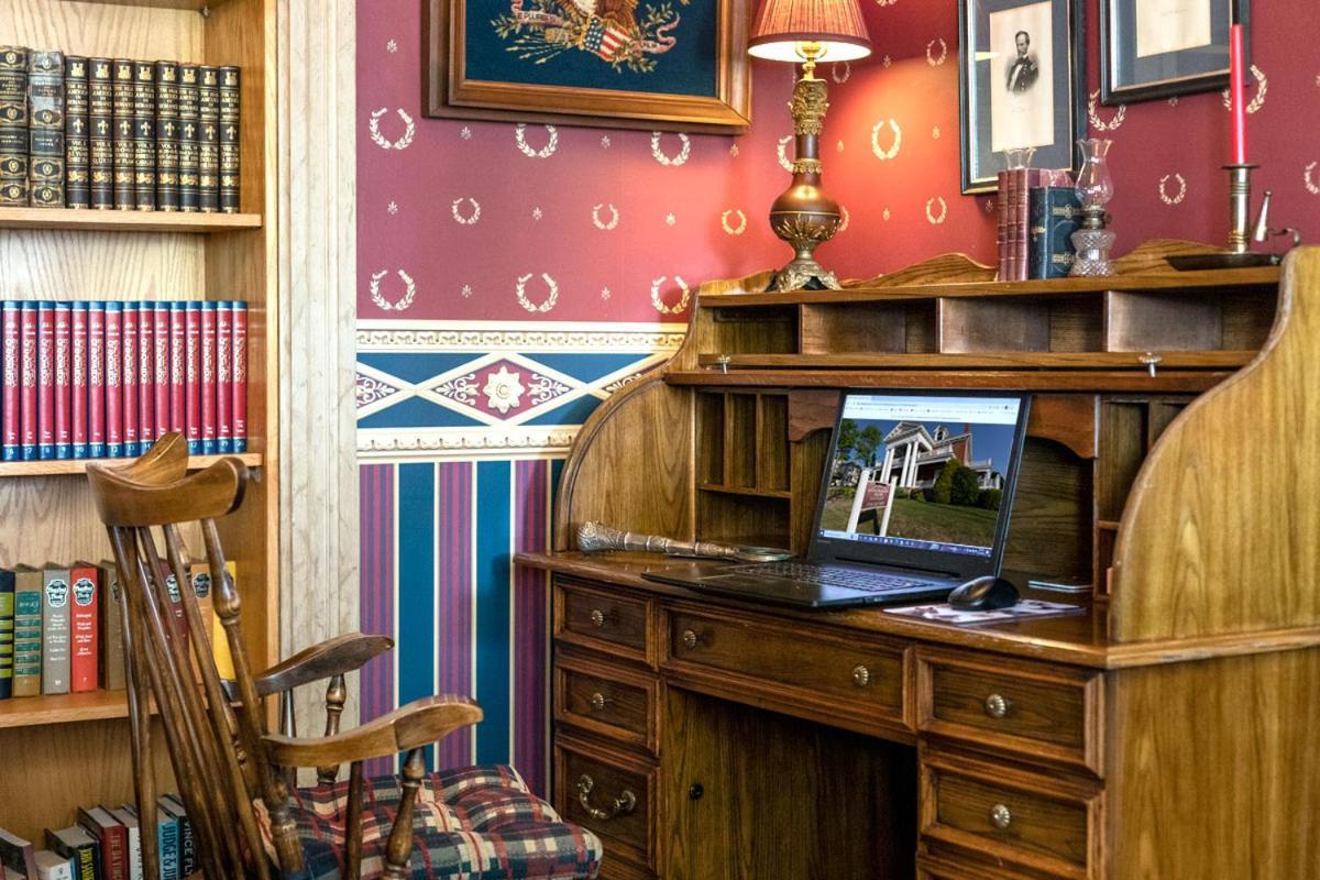South Broadway Manor B&B - Near Fallingwater, Ohiopyle State Park, Hiking & Biking Trails Gap Scottdale Luaran gambar