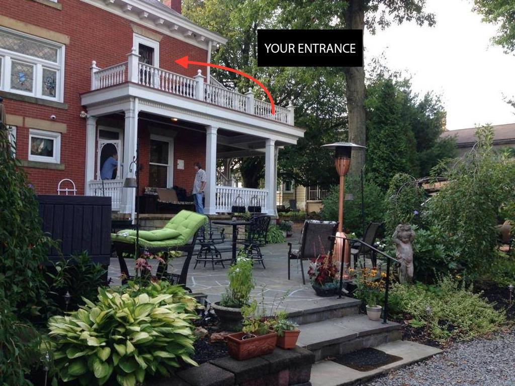 South Broadway Manor B&B - Near Fallingwater, Ohiopyle State Park, Hiking & Biking Trails Gap Scottdale Luaran gambar